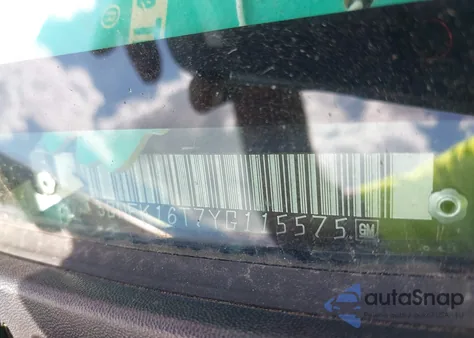 2000 Chevrolet Suburban from USA, damaged, VIN 3GMFK16P7YG115575